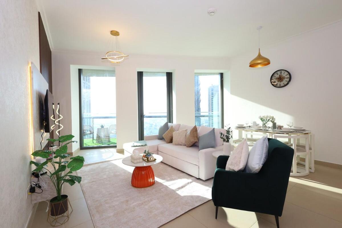 Lux 2 Bed In Downtown W Mall Access Apartment